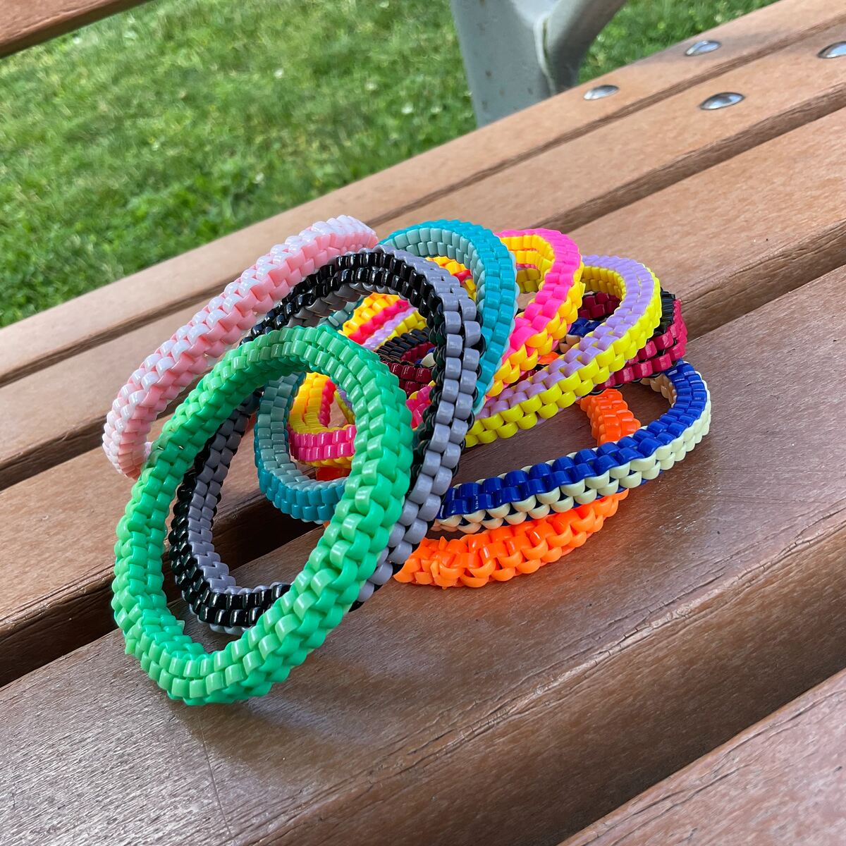 Wrist Adornments: Crafting Stylish Bracelets With Lanyard Techniques