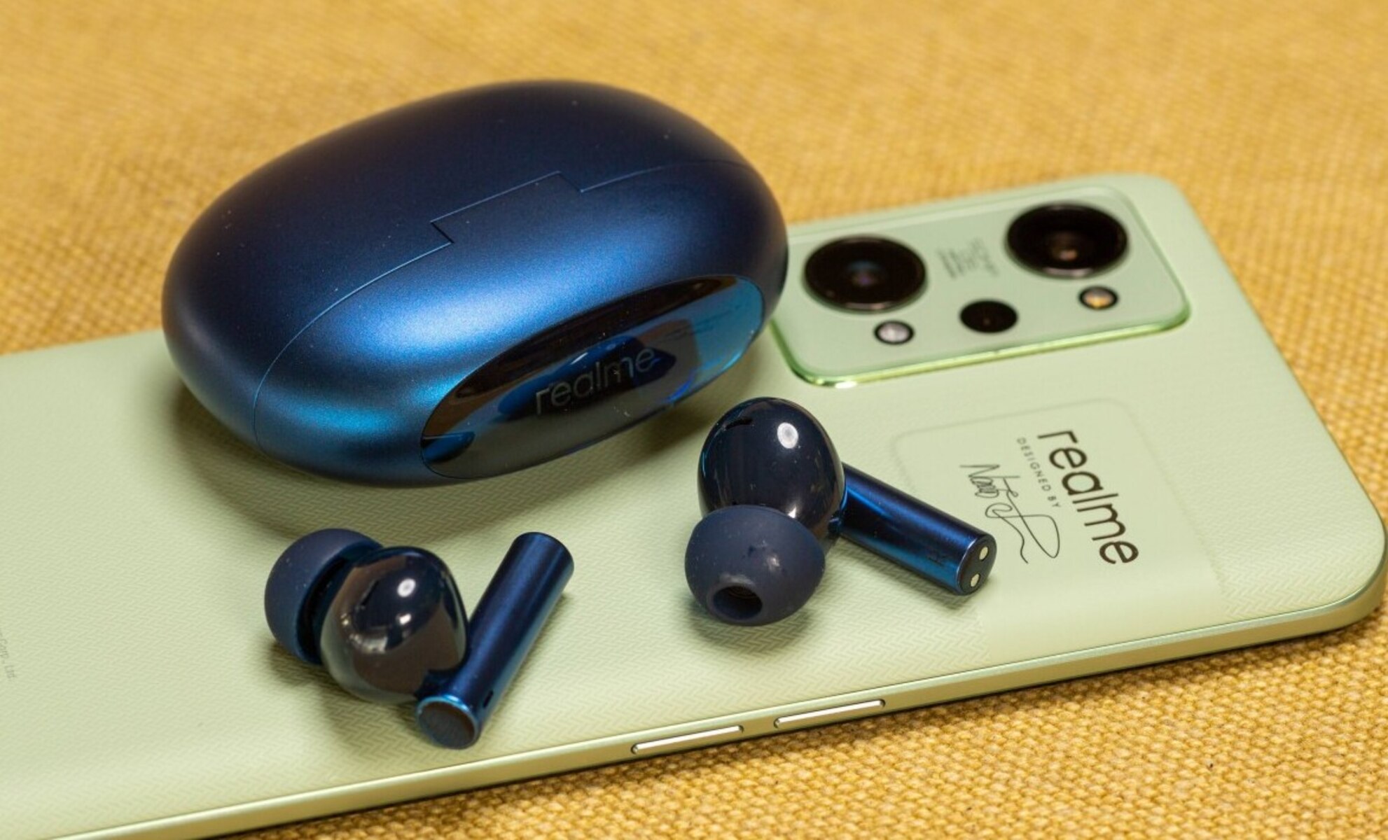 Effortless Pairing: Connect Realme Wireless Earphones In Minutes