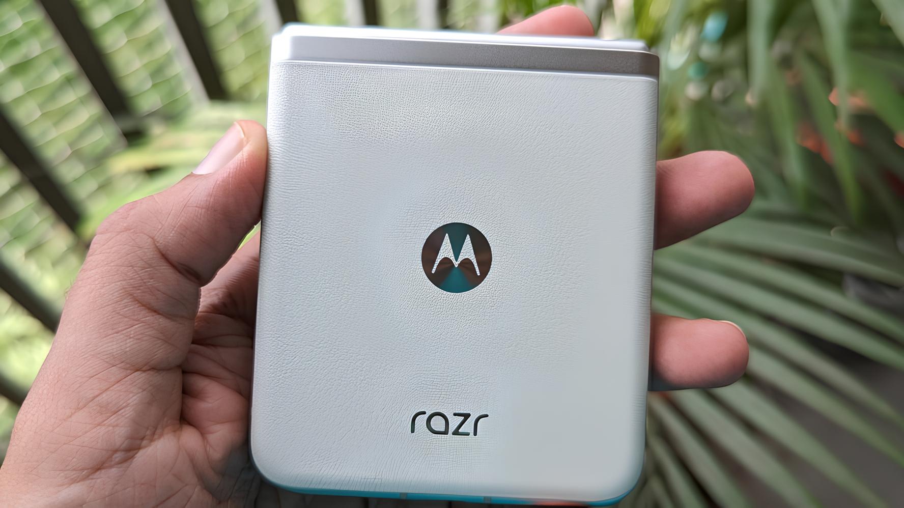 Guide: Launching Widgets On Motorola Razr