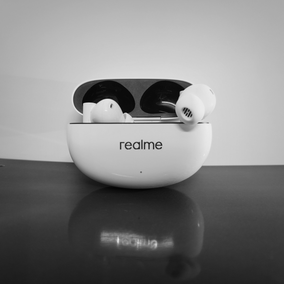 Maximizing Your Experience: A Guide On How To Use Realme Buds Air
