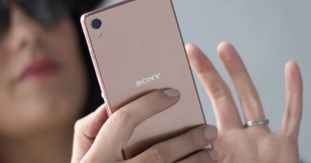 Step-by-Step Battery Removal Guide For Xperia Z3