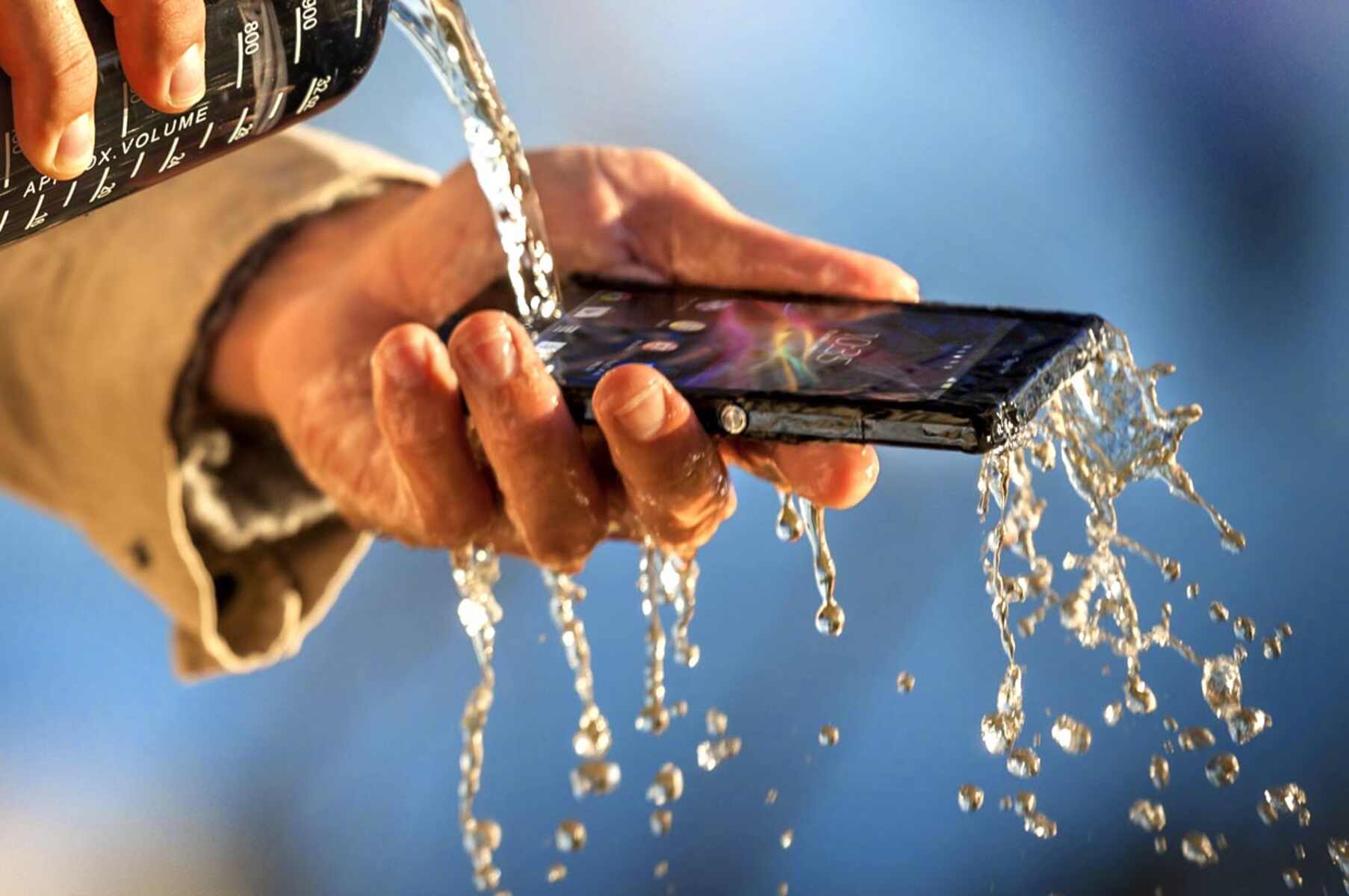 testing-the-waters-xperia-z-waterproof-features-explained