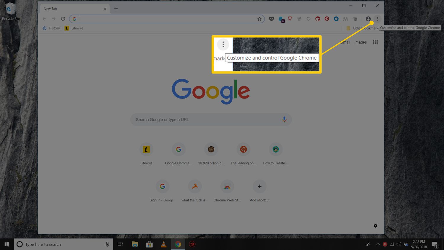 Why Does The Taskbar Appear In Full Screen In Chrome?