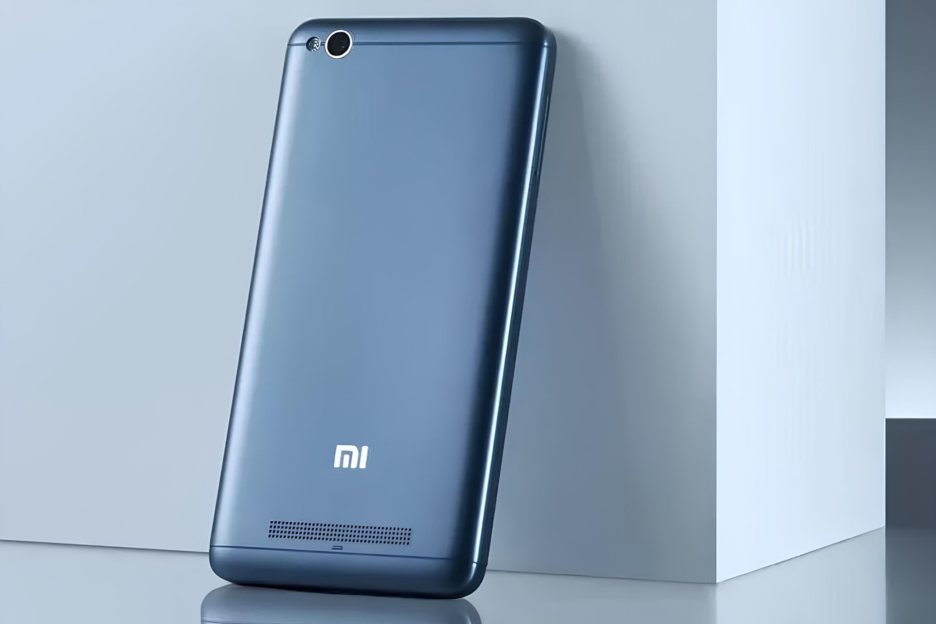 Unveiling Redmi 4A: Opening The Back Cover