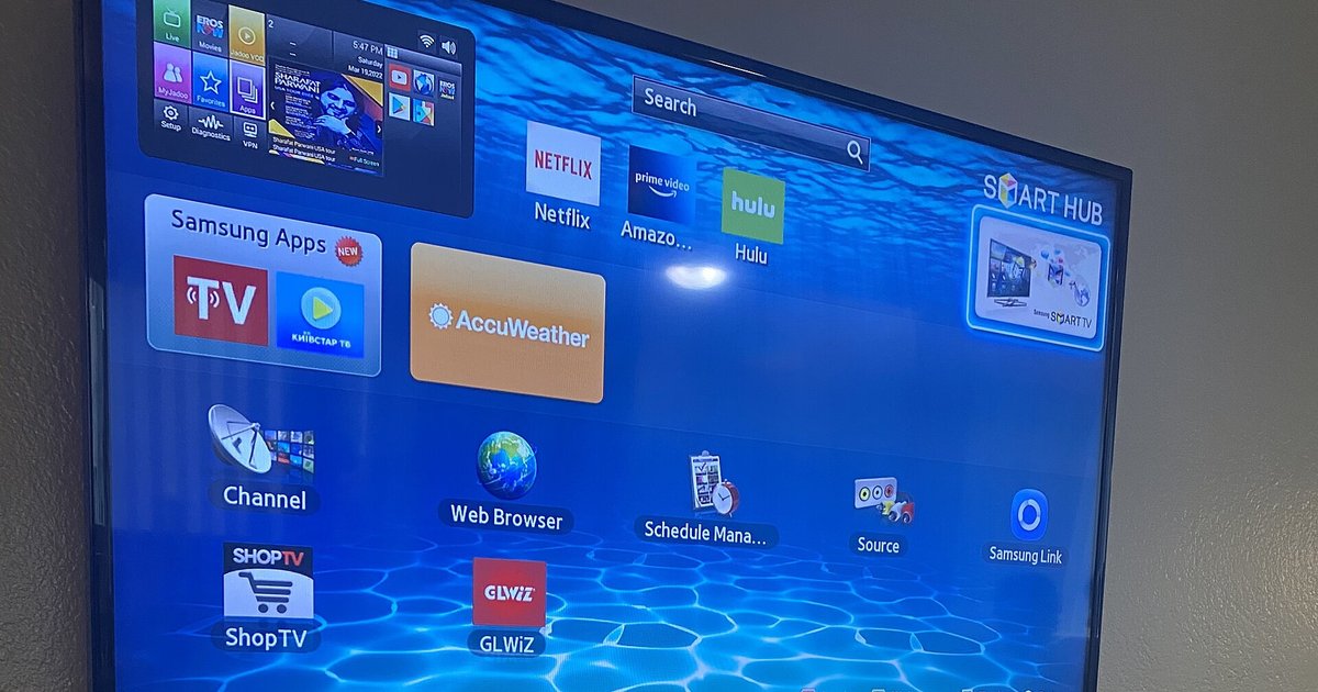 How to Watch Live and Cable TV on a Smart TV